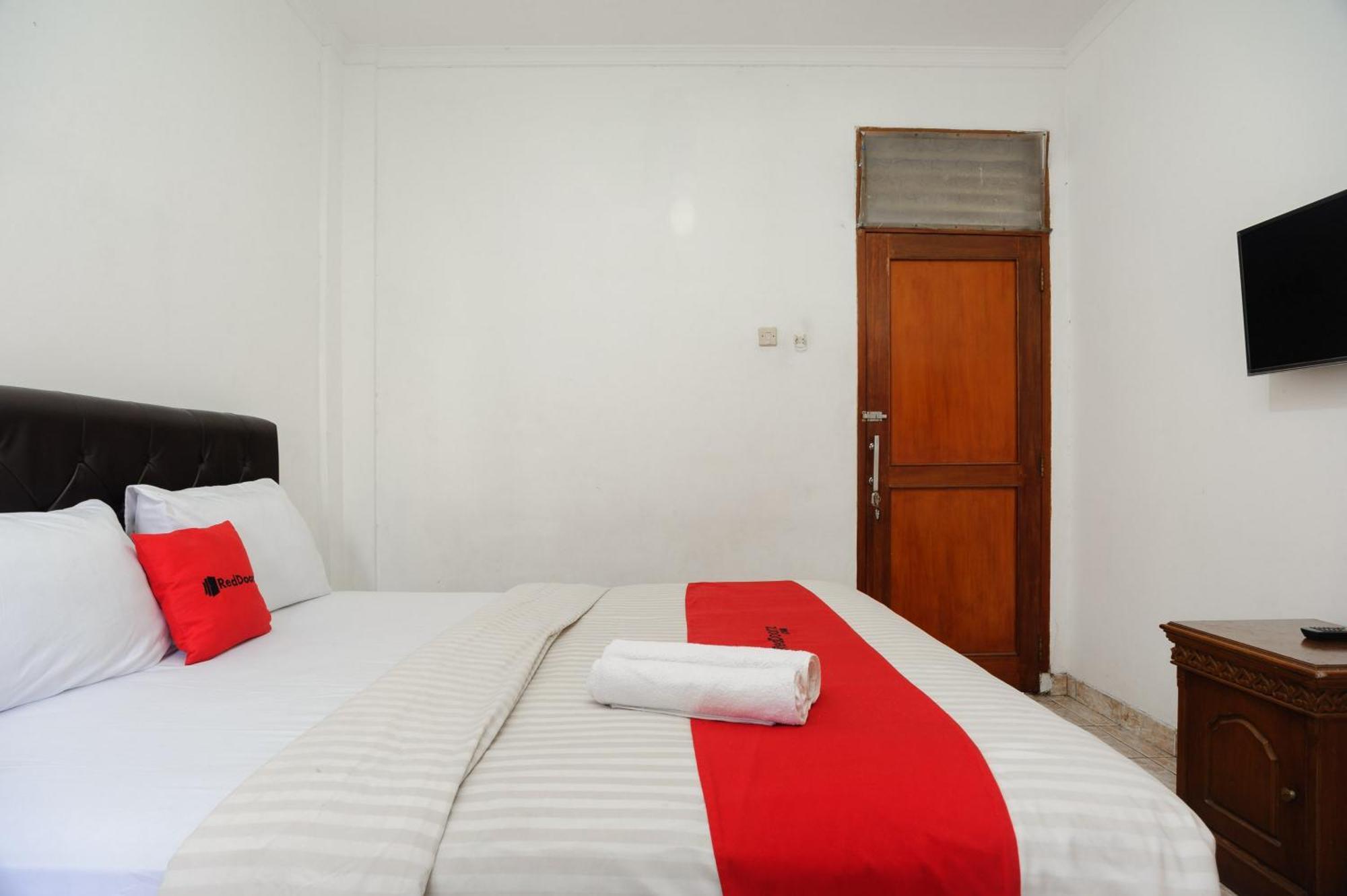 Reddoorz Syariah Near Aeon Mall Tanjung Barat Jakarta Luaran gambar