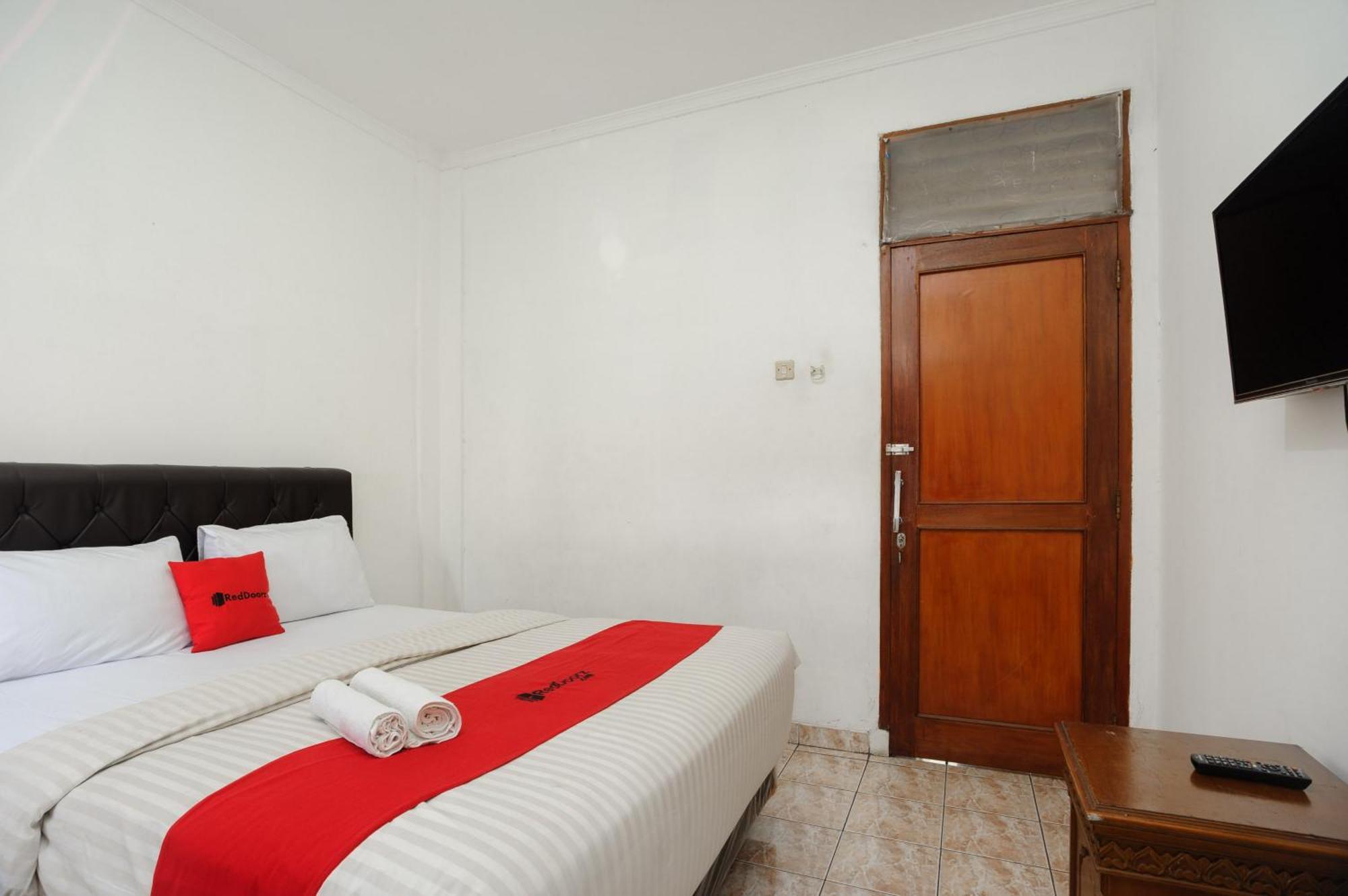 Reddoorz Syariah Near Aeon Mall Tanjung Barat Jakarta Luaran gambar